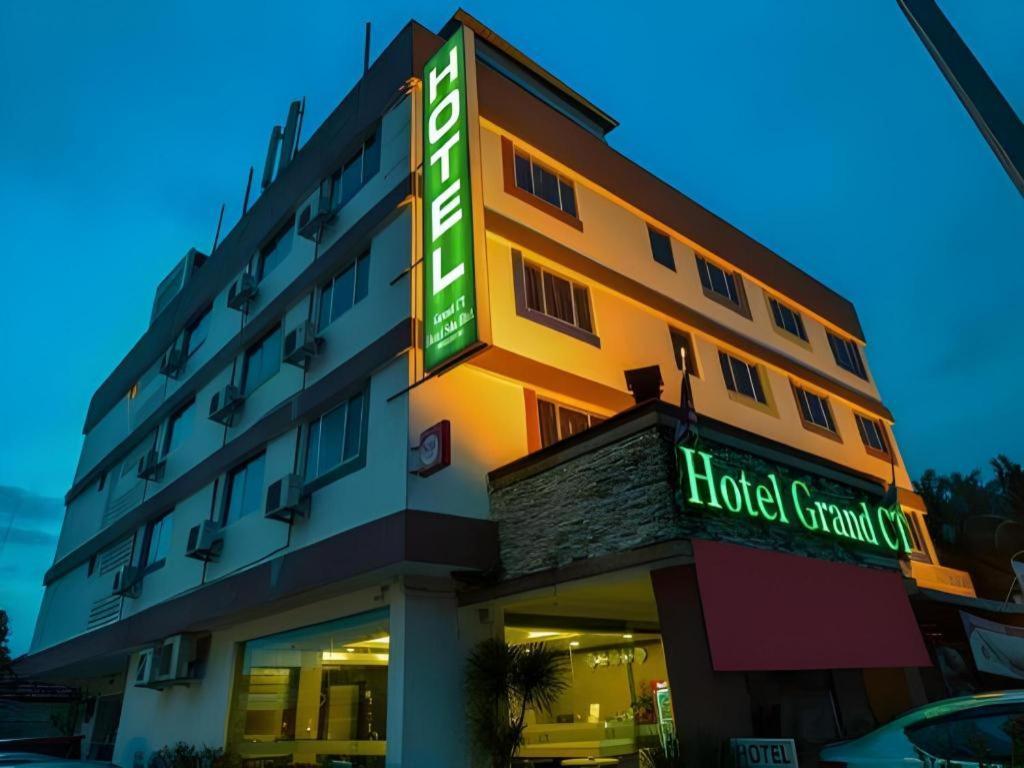 Grand Ct Hotel Malacca Ngoại thất bức ảnh